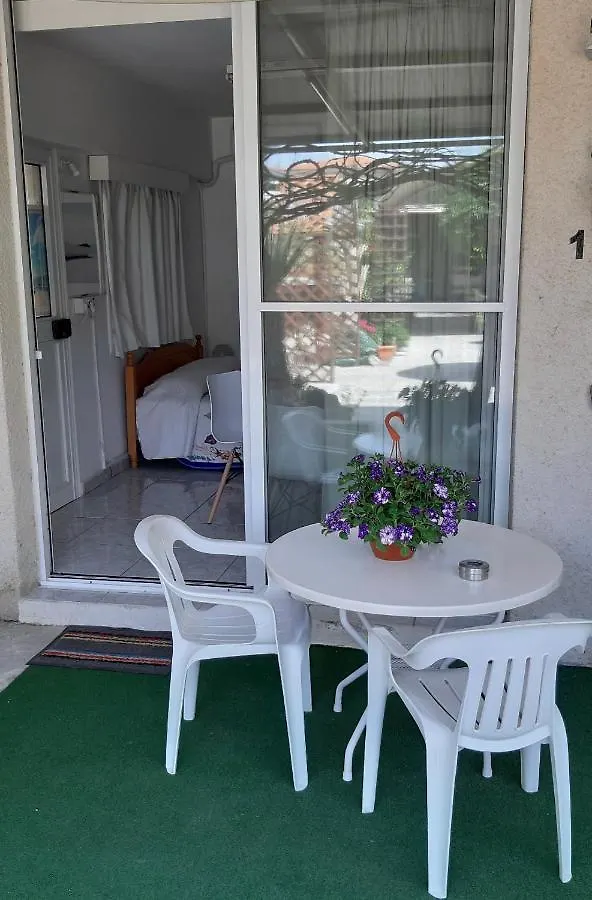 Independent Bedroom With Private Wc+Shower Λάρνακα